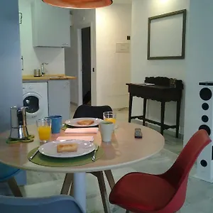  Apartment Pop Art House 2 Bedrooms Spain