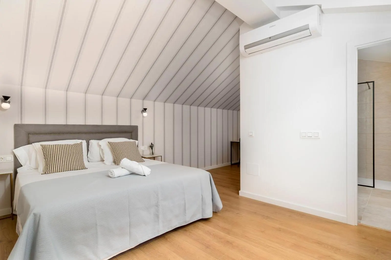 Iloftmalaga Aticos Plaza Teatro III & IV Apartment 0*, Malaga Spain